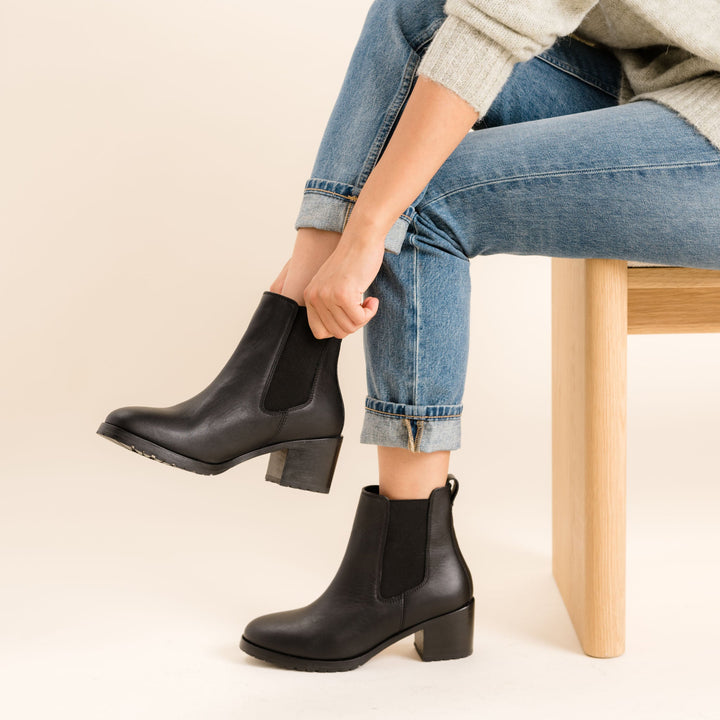 Ana Go-To Heeled Chelsea Boot Black/Black