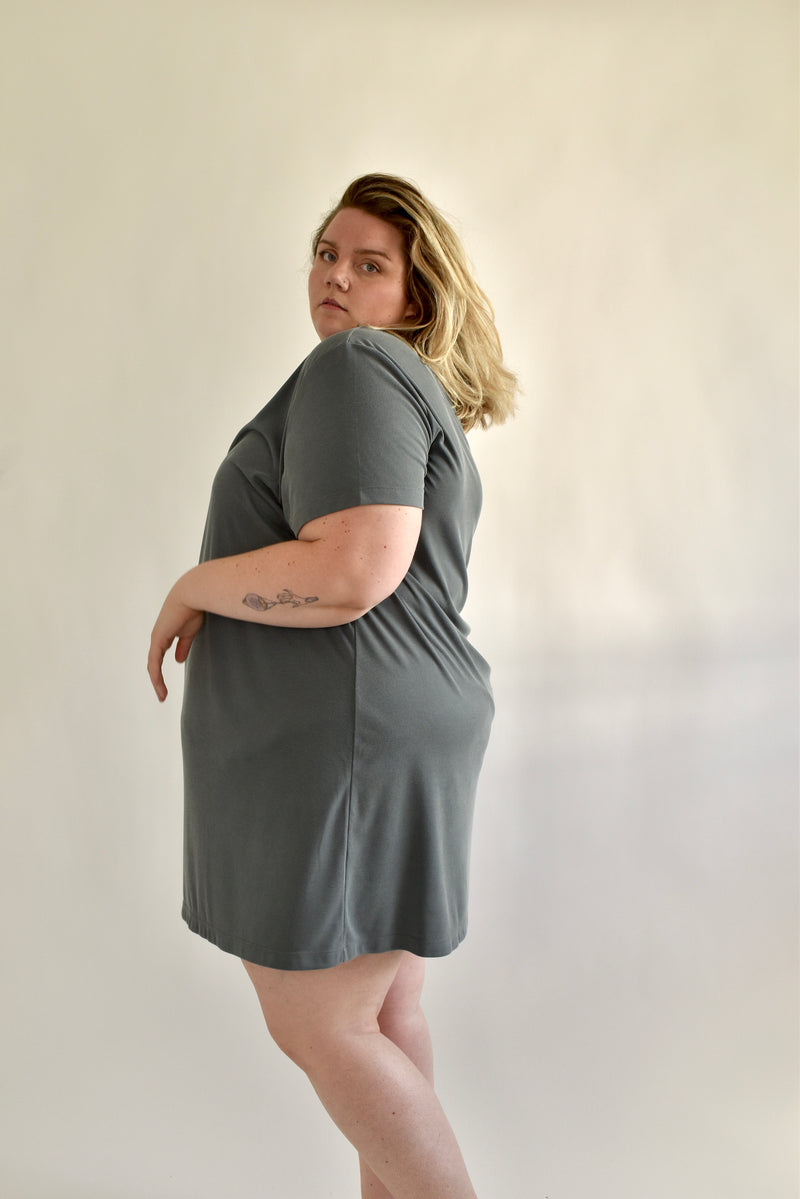 Sammy T-Shirt Dress in Charcoal Ribknit