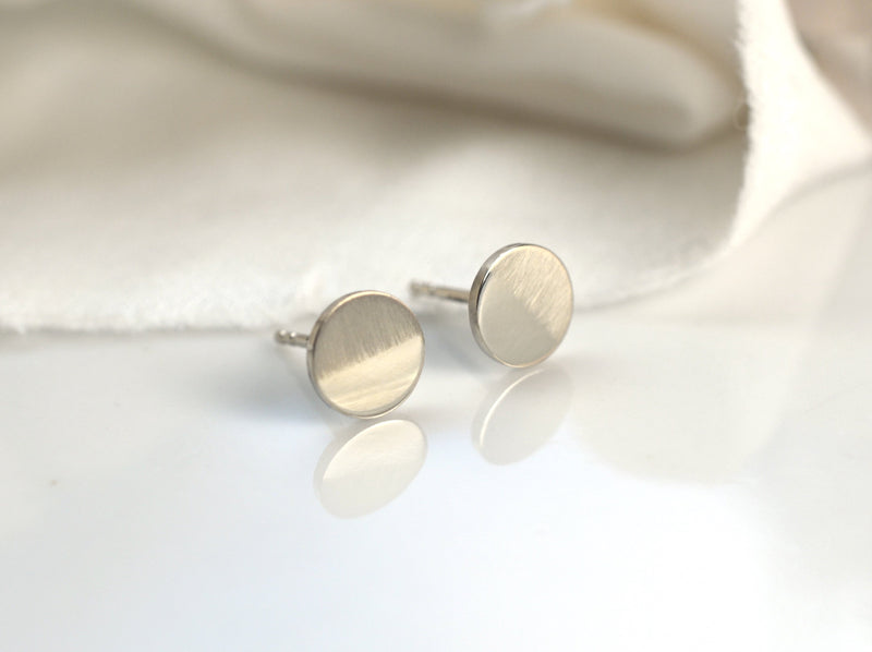 Horizon Studs