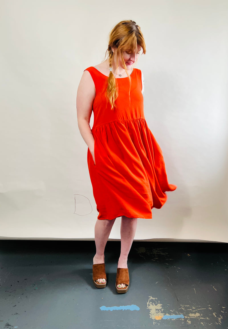 Meredith Dress in Poppy