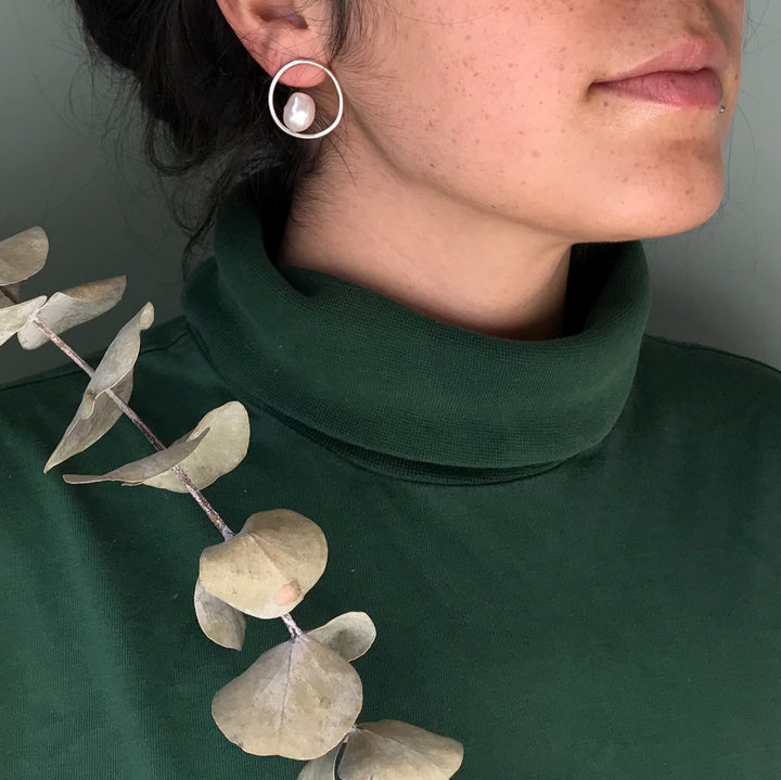perla studs