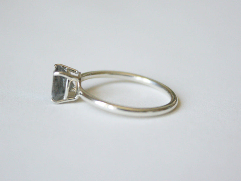Labradorite Ring, 7mm Round
