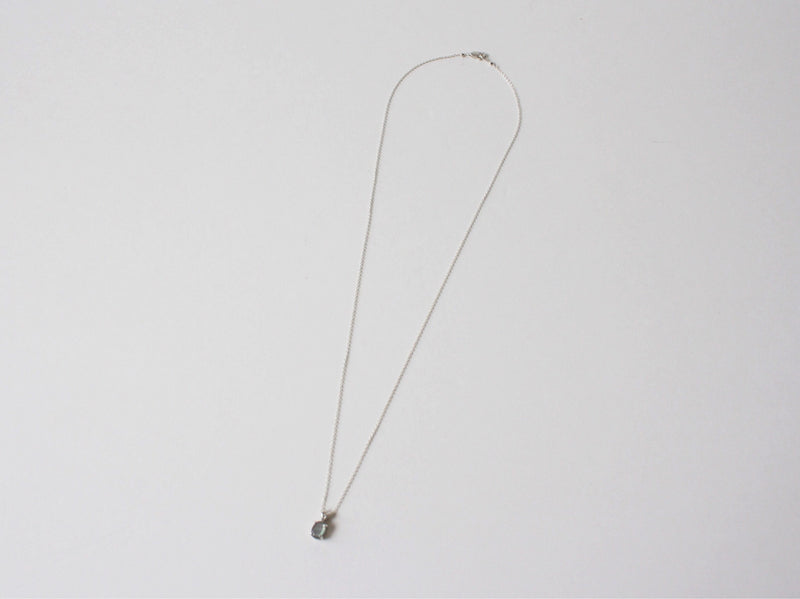 Labradorite Necklace, 7x5 Oval