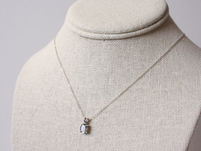 Labradorite Necklace, 7x5 Oval
