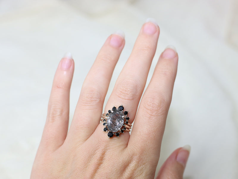 Luxe Artemis Crown Ring with Black Spinel