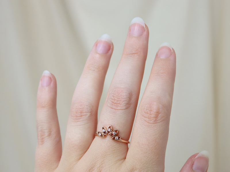 Hera Ring with Diamonds