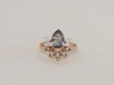 Hera Ring with Diamonds