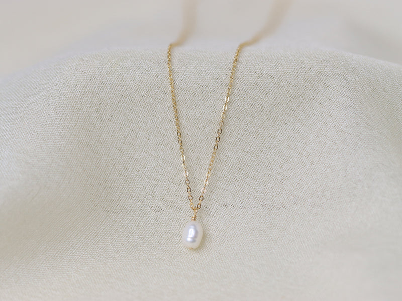 Delicate Pearl Necklace