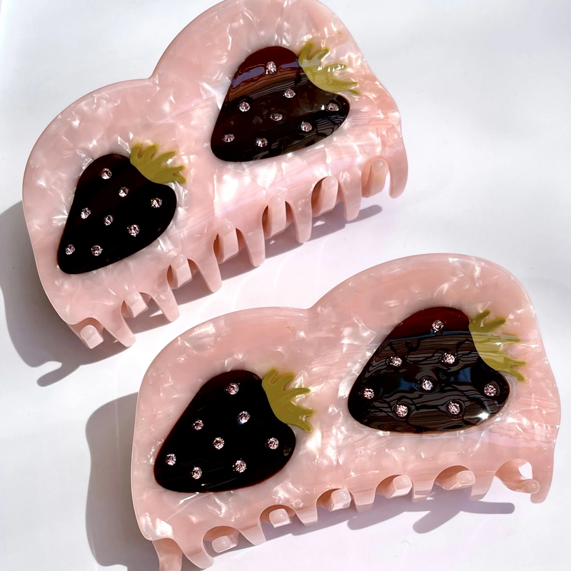 Strawberry Hair Claw